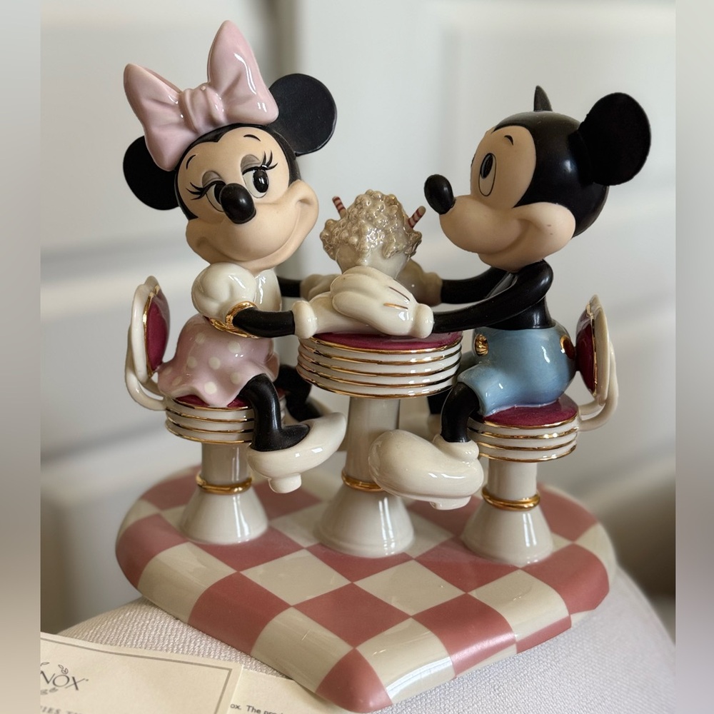 Lenox Mickey’s Soda Shop Sweetheart figurine *retired*